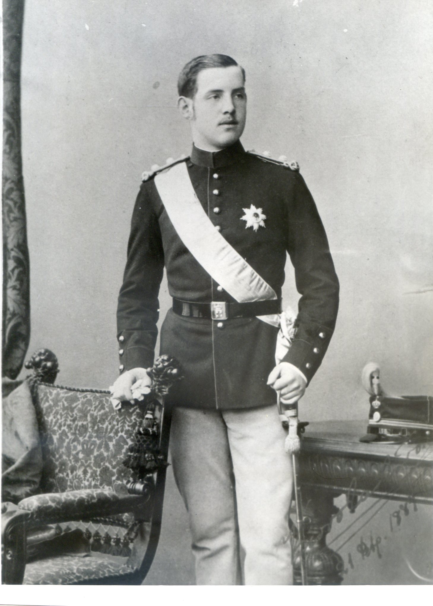 Α ΒΑΣΙΛΕΙΣ ΚΩΝΣΤΑΝΤΙΝΟΣ